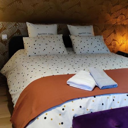Les Coquelicots - Chambre Lea Houdan Екстериор снимка